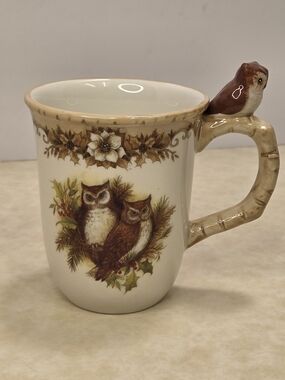 Cracker Barrel Old Country Store Ceramic Owl Mug